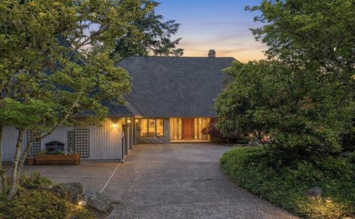 House in Lake Oswego, Oregon, United States 1