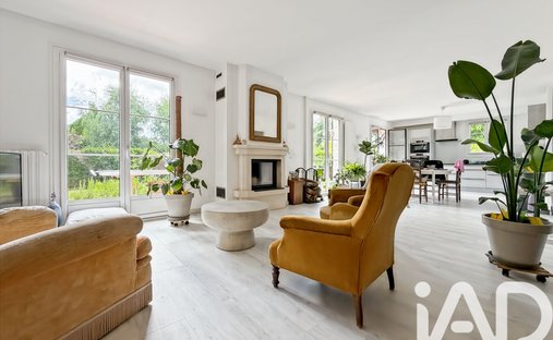 Haus in Perthes, Île-de-France, Frankreich 1