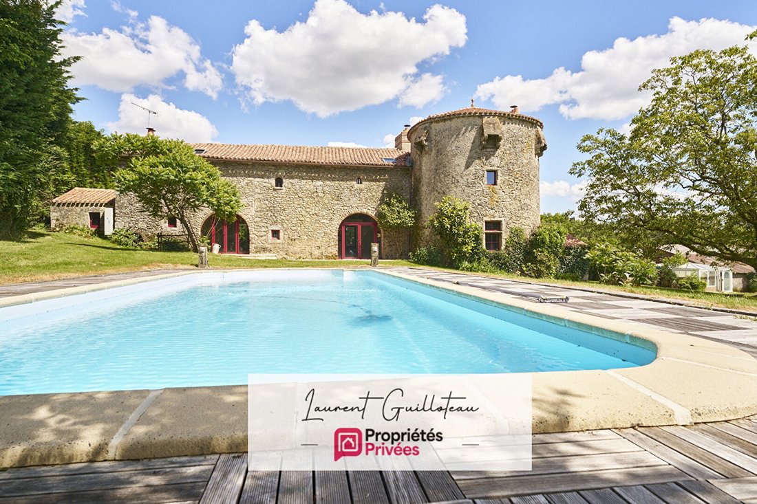 Villa in La Gaubretiere, Pays de la Loire, France 1 - 18157011