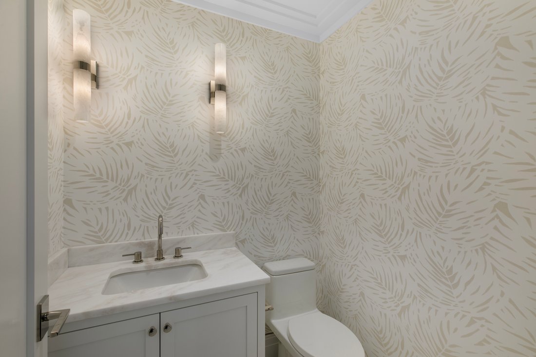 House in Quogue, New York, United States 4 - 17756392