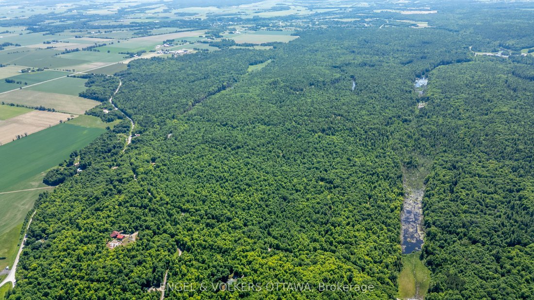 Land in Mississippi Mills, Canada 2 - 18167607
