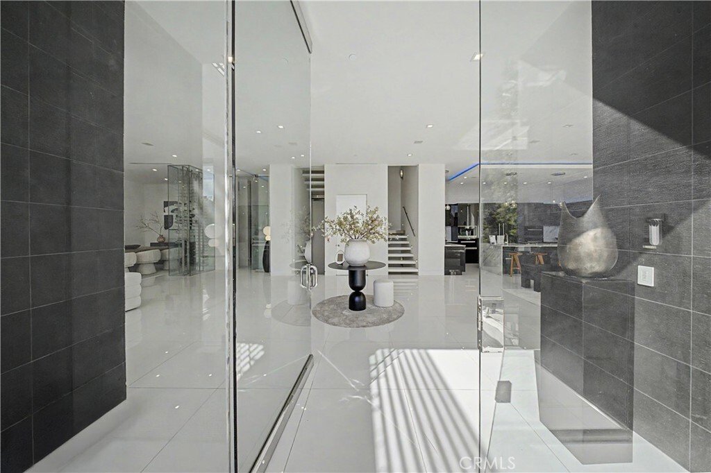House in Beverly Hills, California, United States 3 - 18165115