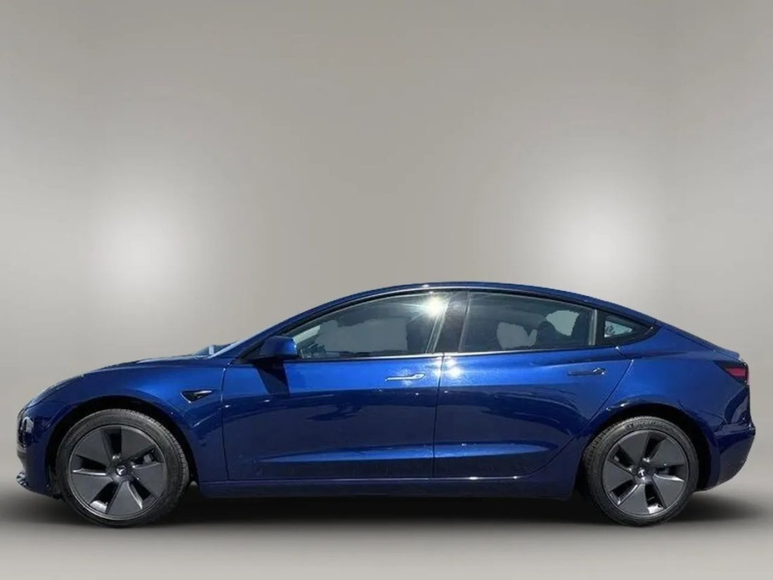 Sedan in Riverside, CA, United States 3 - 18170343