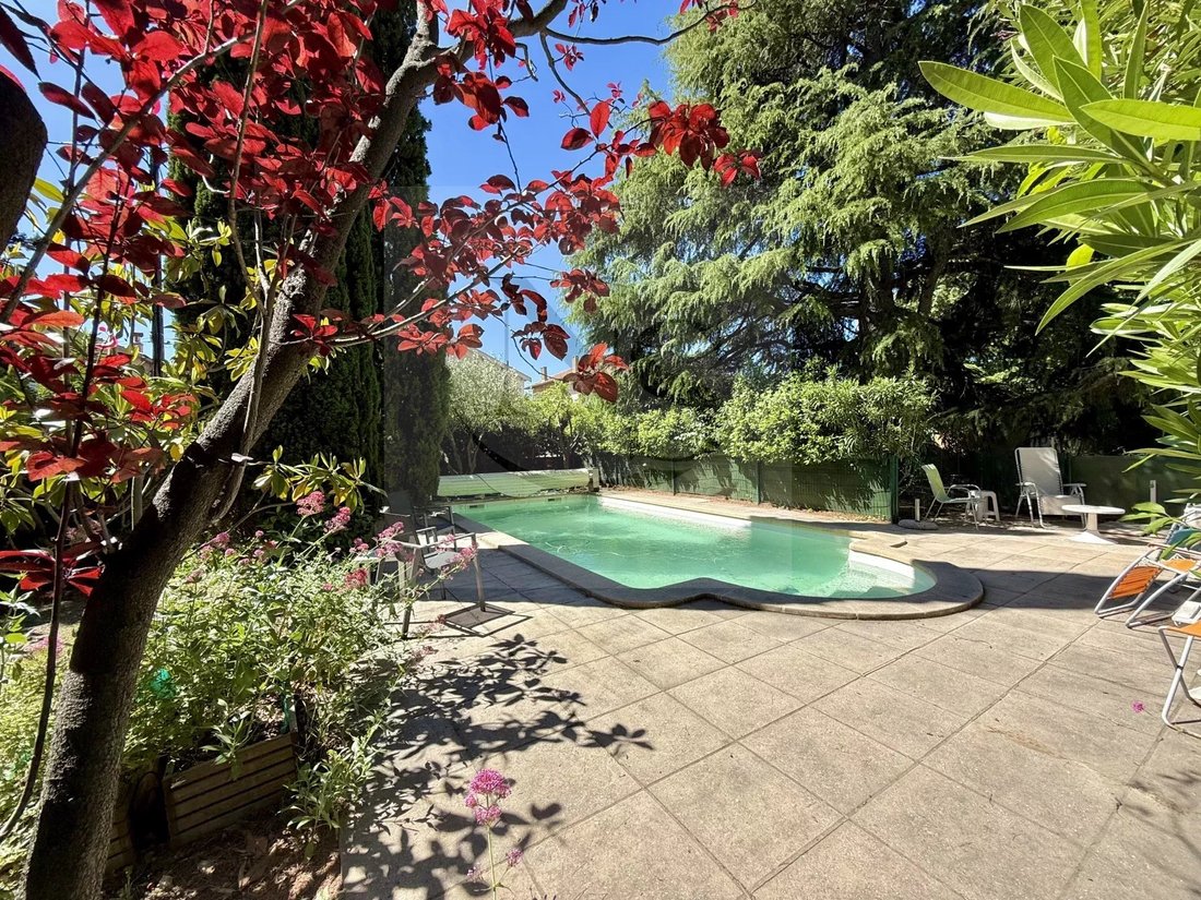 Townhouse in Comtale-Cente-Cours Mirabeau, Aix-en-Provence, France 4 - 18156404