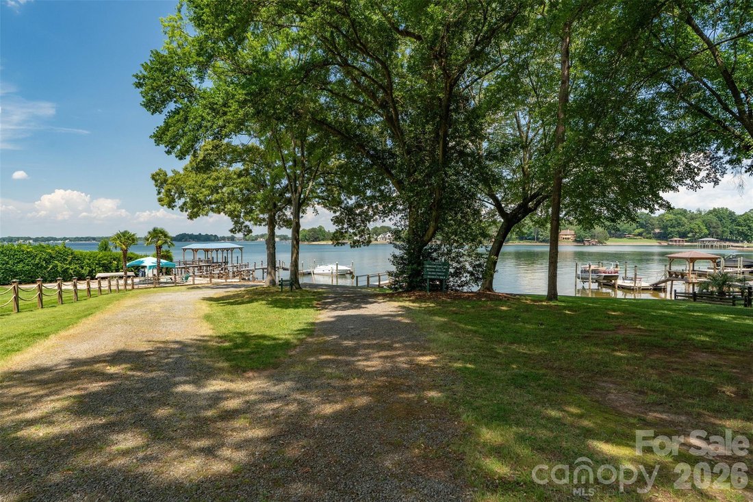 House in Cornelius, North Carolina, United States 3 - 18066675