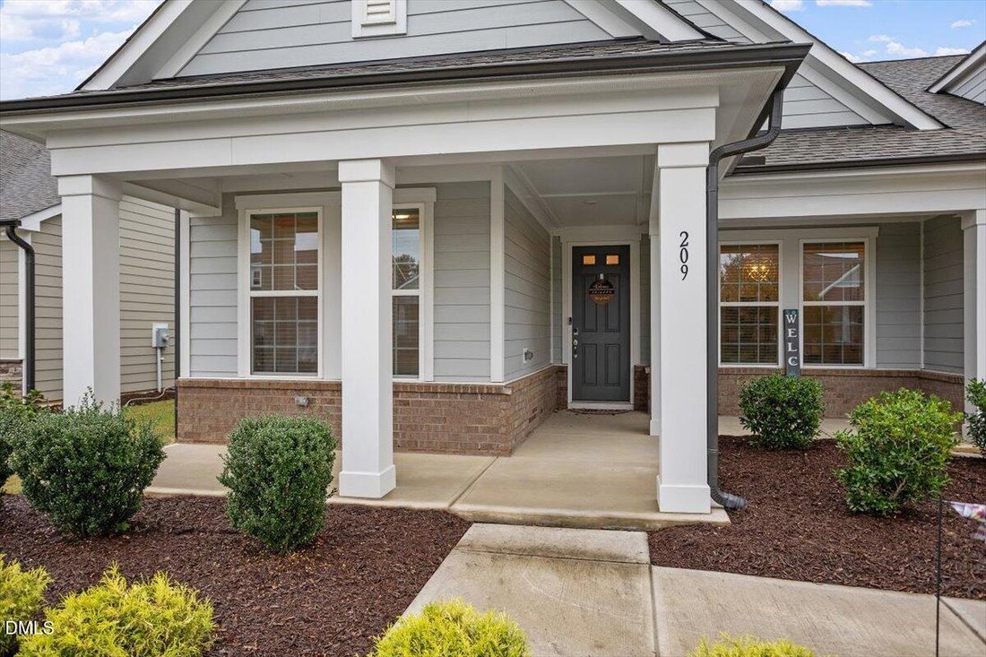 House in Holly Springs, North Carolina, United States 2 - 18154642
