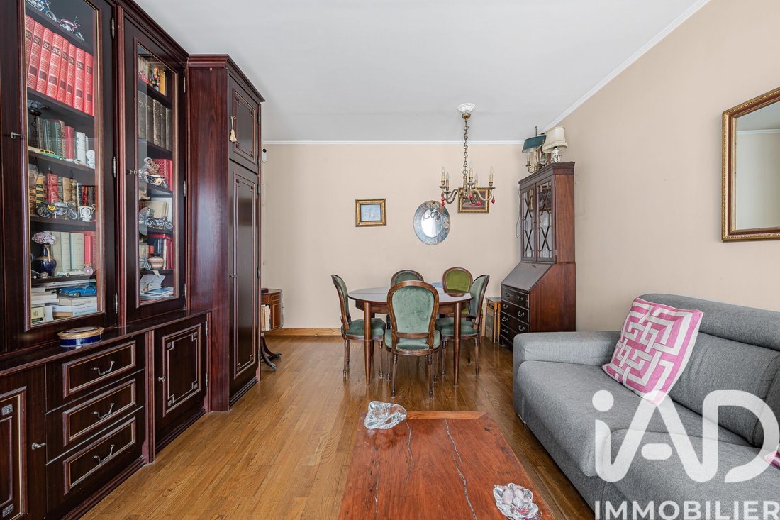 Apartment in Manin-Jaurès, Paris 19e Arrondissement, Paris 5 - 18161413