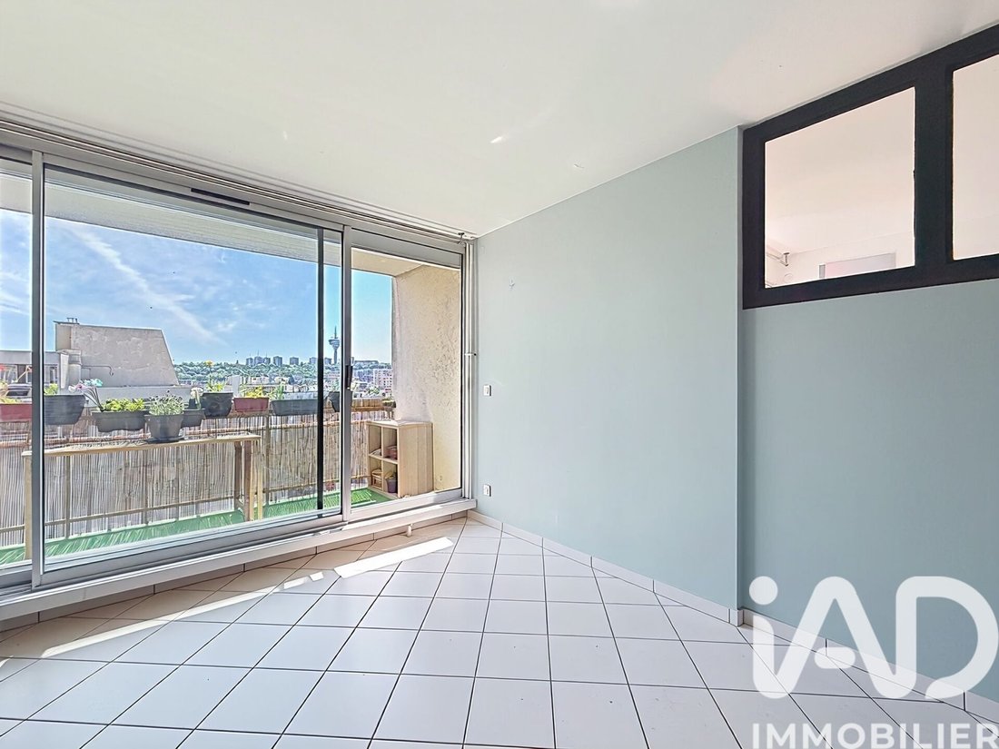 Apartment in Pantin, Ile-de-France, France 2 - 17890122