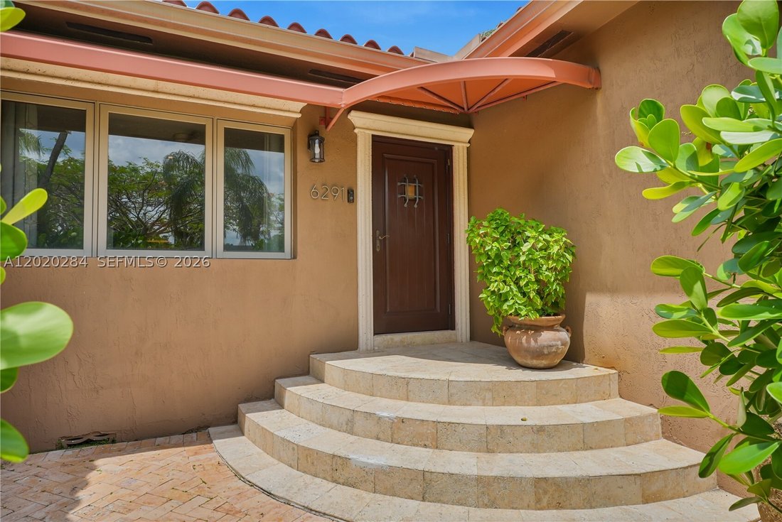 House in Miami, Florida, United States 1 - 17954769