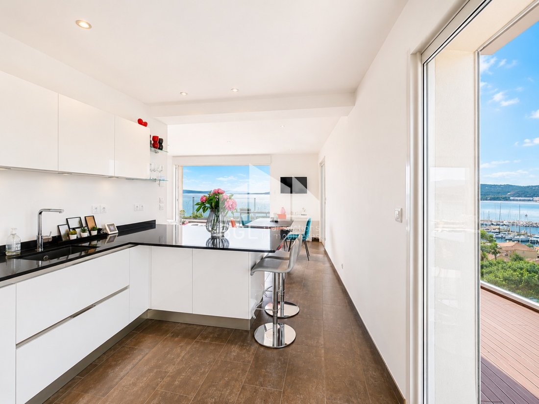 Apartment in Le Lavandou, Provence-Alpes-Côte d'Azur, France 3 - 16948235