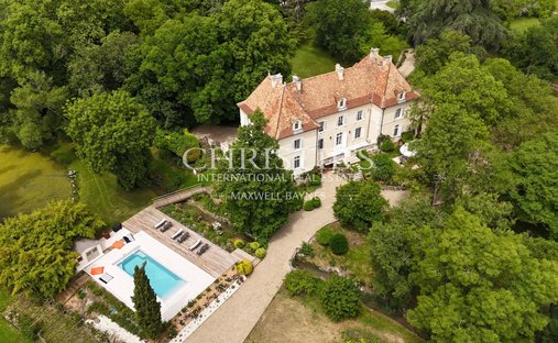 Castle in Vieux Bergerac, Bergerac, France 1