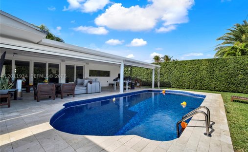 Maison à North Miami Beach, Floride, États-Unis 1