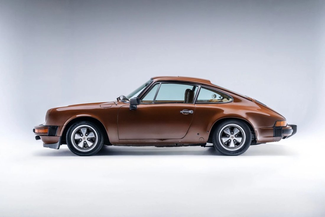 Coupe in Los Angeles, CA, United States 4 - 18160954