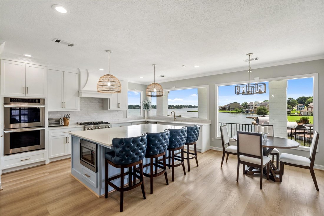 House in Montgomery, Texas, United States 4 - 18159808