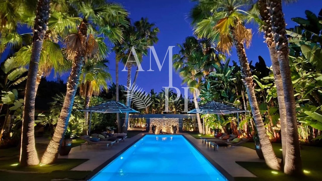 House in Mougins, Provence-Alpes-Côte d'Azur, France 3 - 10877191