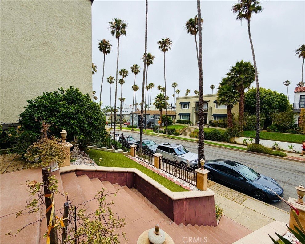 House in Signal Hill, California, United States 4 - 18154914