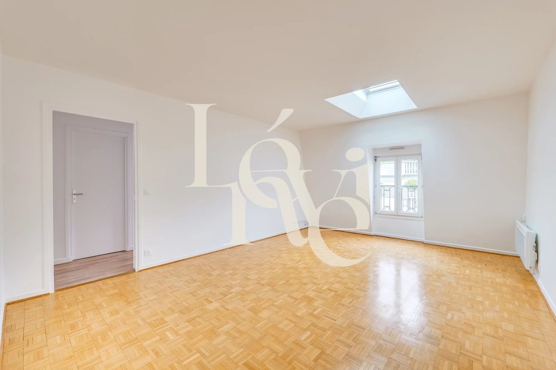 Apartment in Hôtel de Ville-Planchette, Levallois-Perret, France 2 - 18155863