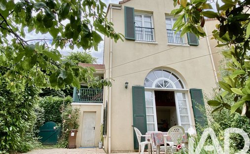 House in Bièvres, Ile-de-France, France 1