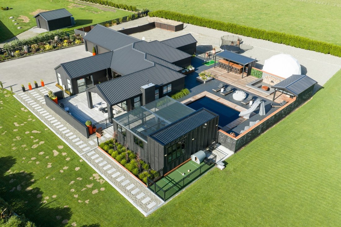 House in Ashhurst, Manawatu-Wanganui, New Zealand 4 - 18161570