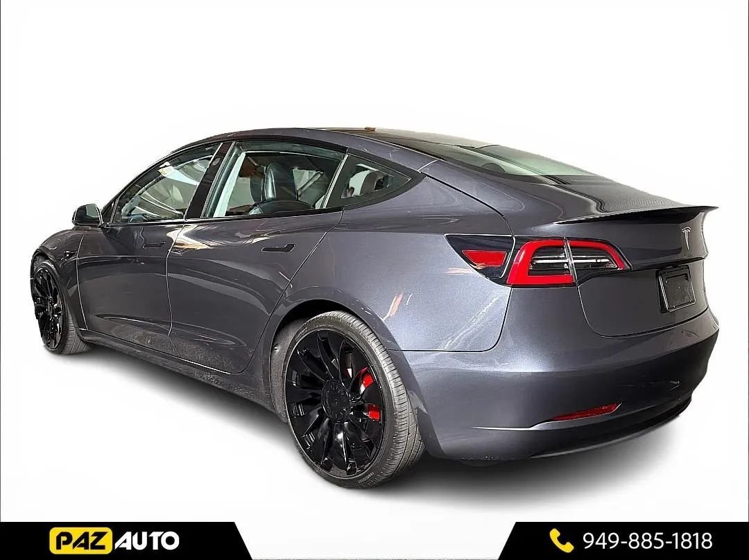 Sedan in Laguna Hills, CA, United States 3 - 17856653