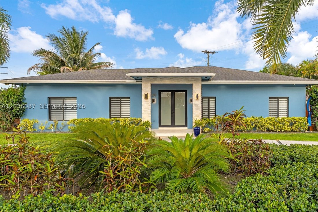 House in Miami, Florida, United States 1 - 18155529