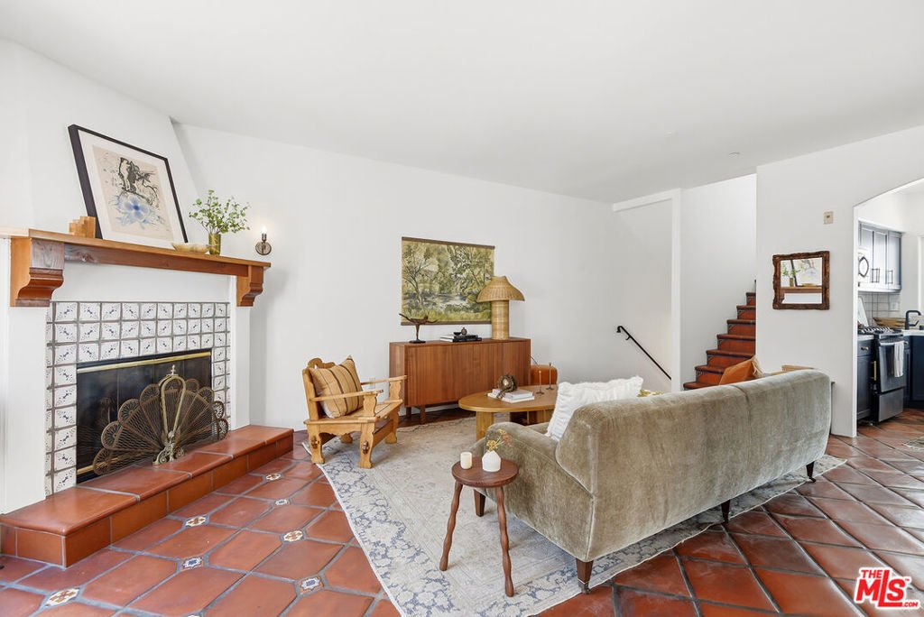 Condo in Los Angeles, California, United States 5 - 18159523
