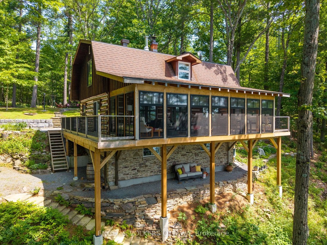 House in Rideau Lakes, Ontario, Canada 1 - 18160494