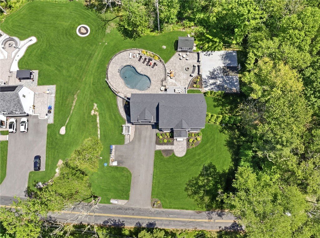 House in Dighton, Massachusetts, United States 5 - 18160431