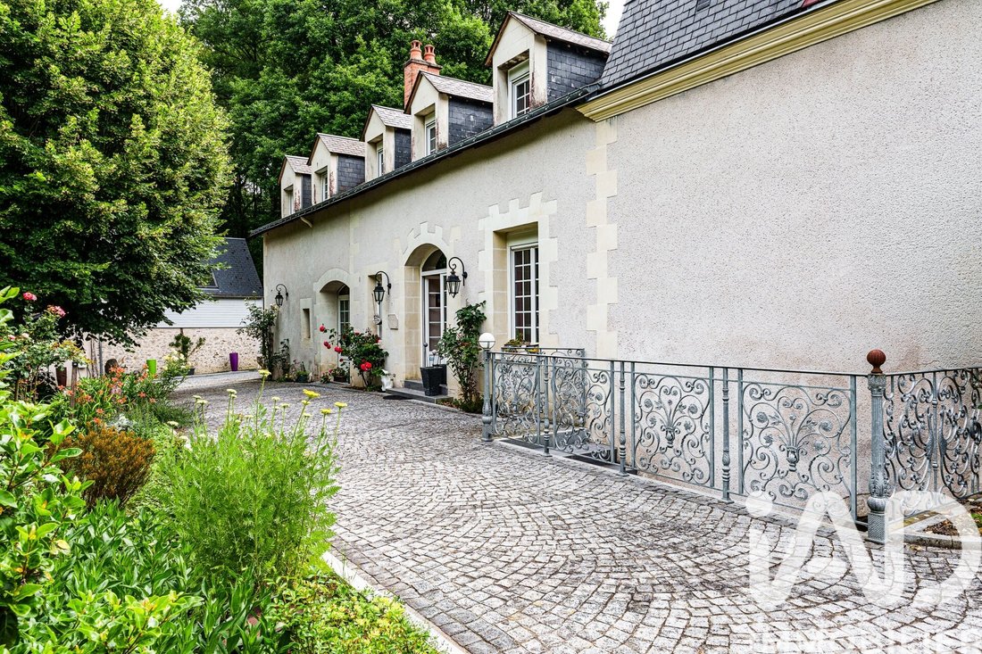 House in Nouzilly, Centre-Val de Loire, France 2 - 18161222