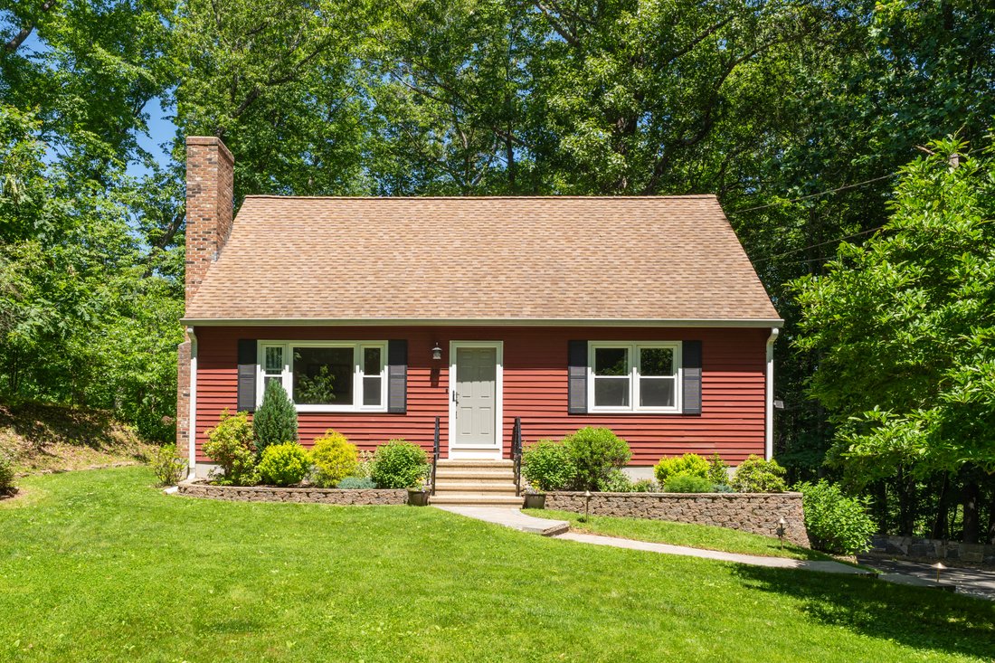 House in Guilford, Connecticut, United States 3 - 18164688