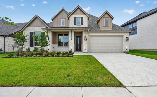 House in Venus, Texas, United States 1
