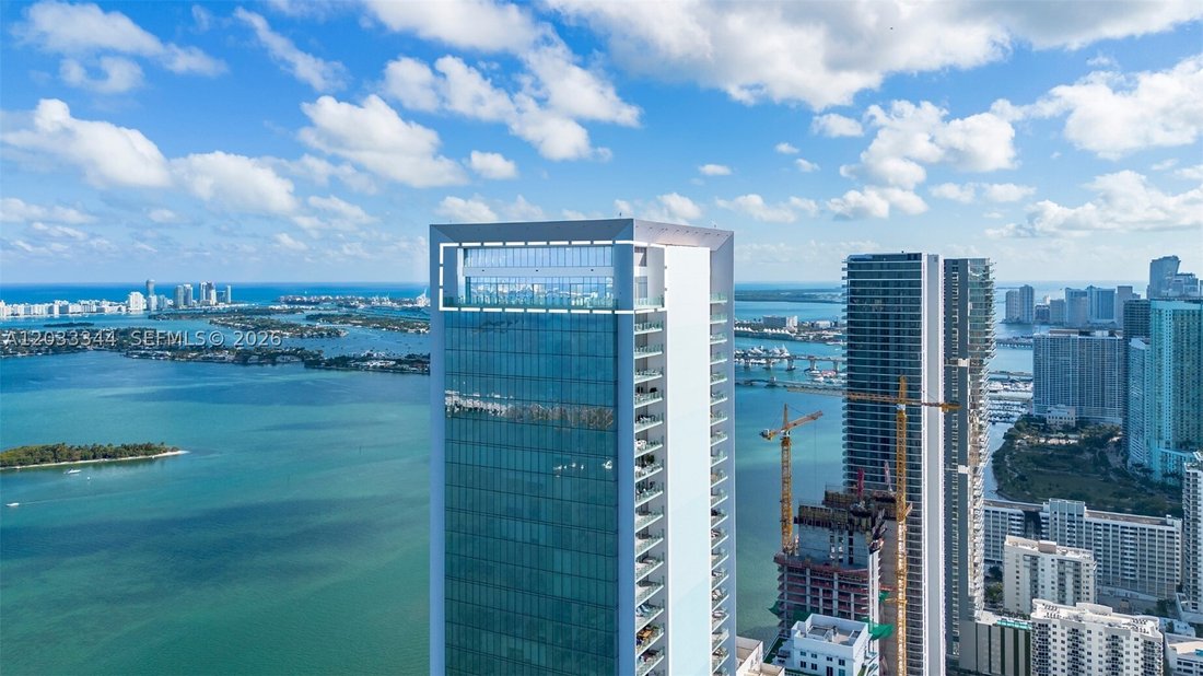 Condo in Miami, Florida, United States 3 - 18156743