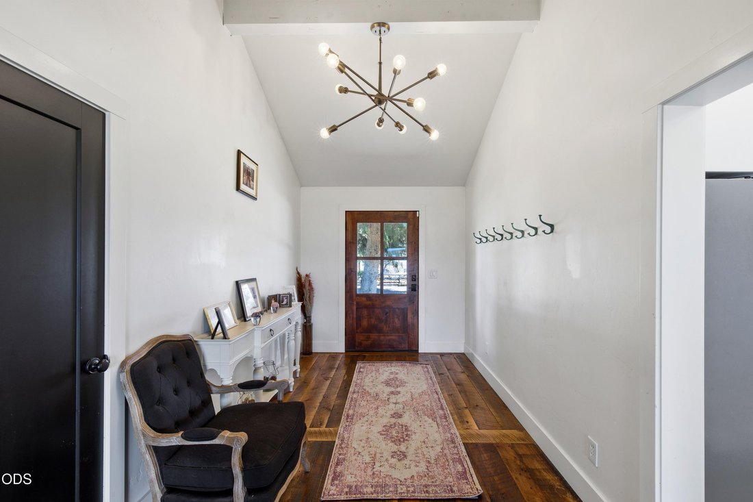 House in Bend, Oregon, United States 3 - 18157825