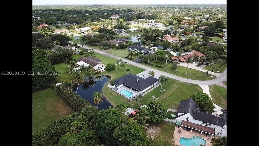 House in Davie, Florida, United States 3 - 17919890