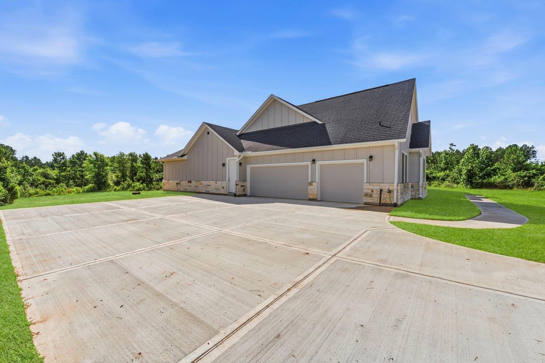 House in Willis, Texas, United States 4 - 18166458