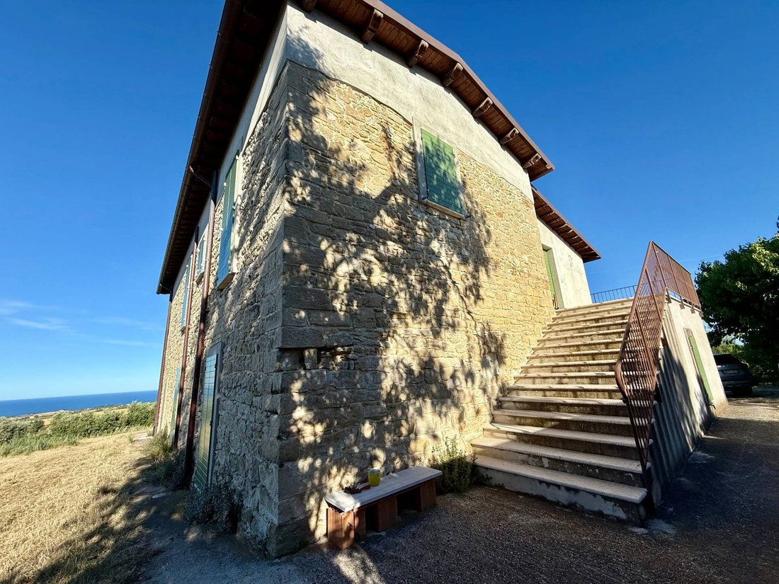 Country House in Ripatransone, Marche, Italy 3 - 17110981