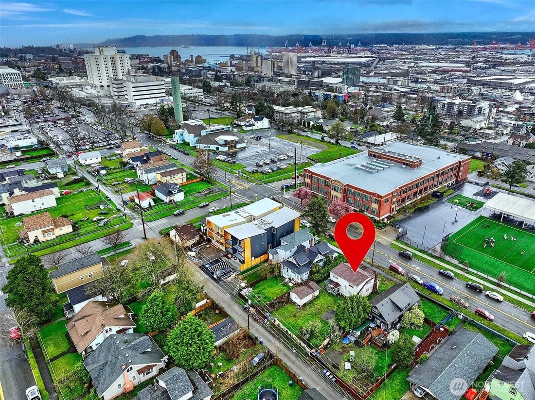 House in Tacoma, Washington, United States 4 - 17484350
