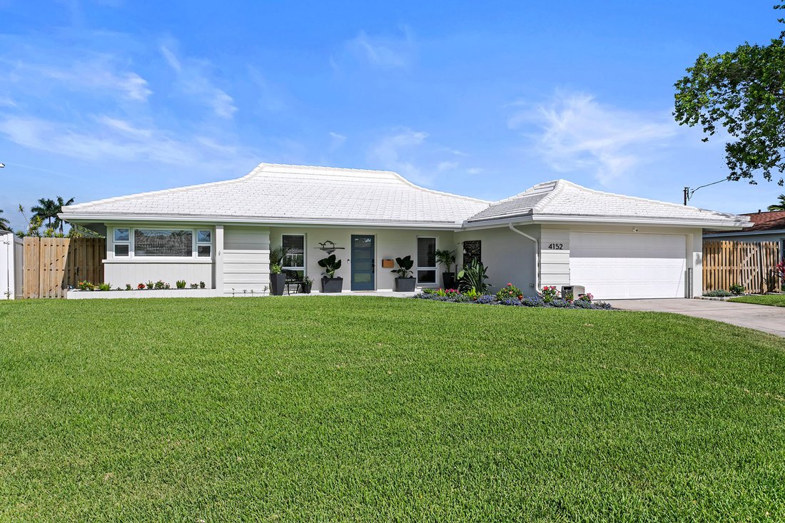 House in St. Petersburg, Florida, United States 1 - 18155612