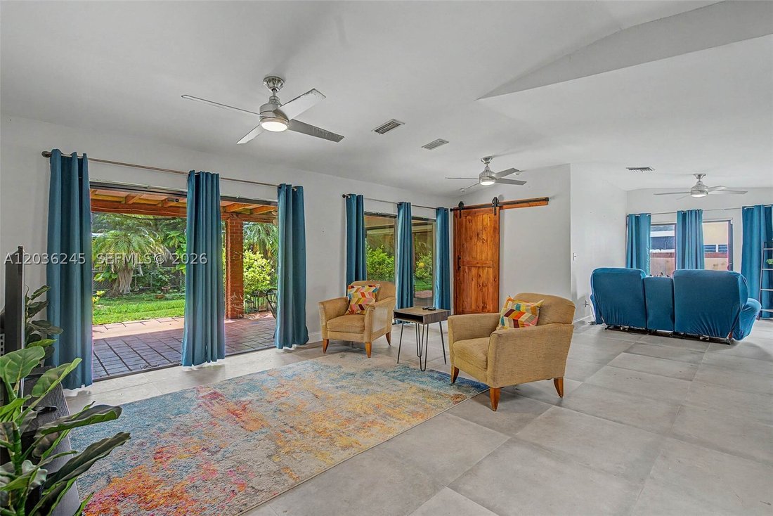 House in Miami, Florida, United States 1 - 18160140