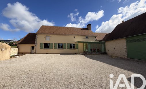 Maison à Cures, Pays de la Loire, France 1