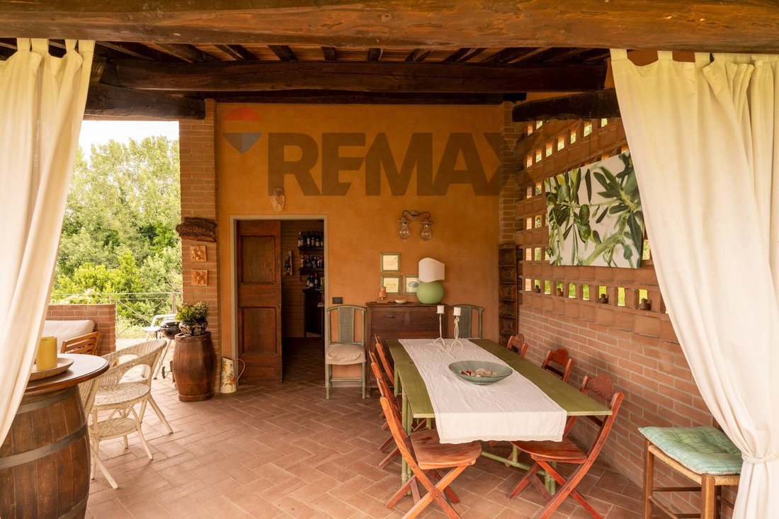 Country House in Crespina, Tuscany, Italy 5 - 18161484