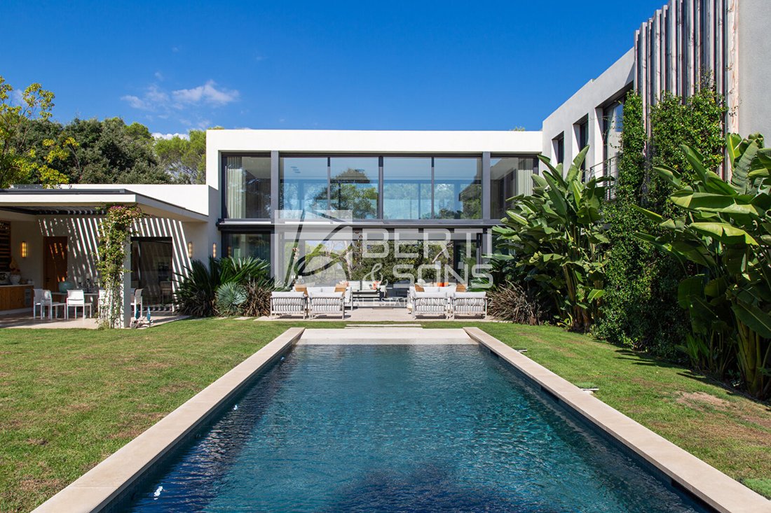 Villa à Mougins, Provence-Alpes-Côte d'Azur, France 2 - 18157015