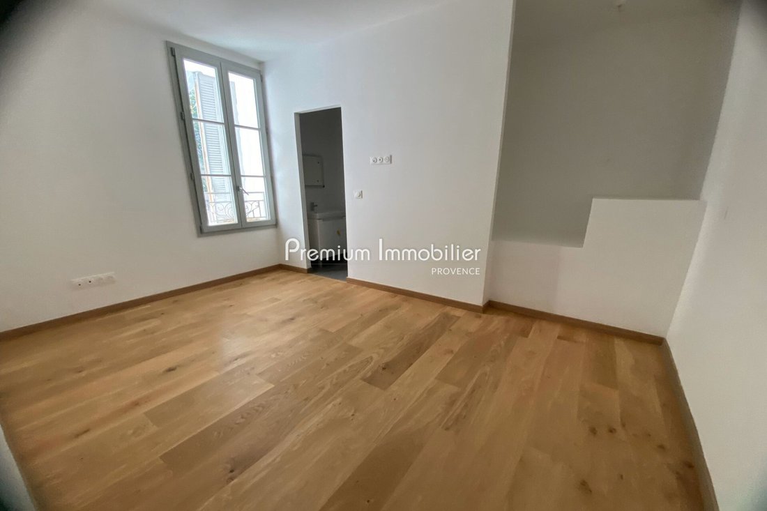 Apartment in Mazarin-Opéra-Bellegarde-Mairie, Aix-en-Provence, France 5 - 18155695