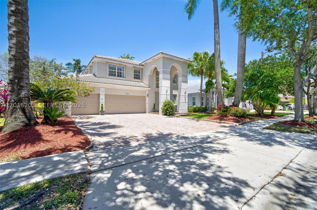 House in Pembroke Pines, Florida, United States 5 - 17925310