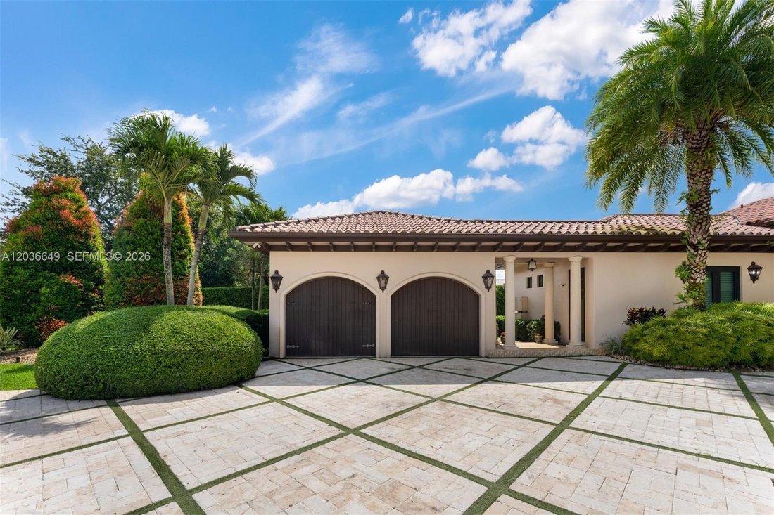 House in Miami, Florida, United States 3 - 18169002