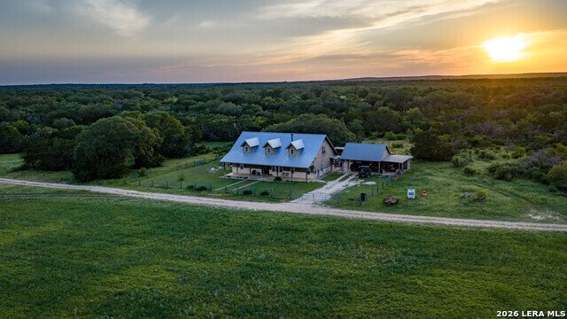 Farm Ranch in Hondo, Texas, United States 1 - 18164297