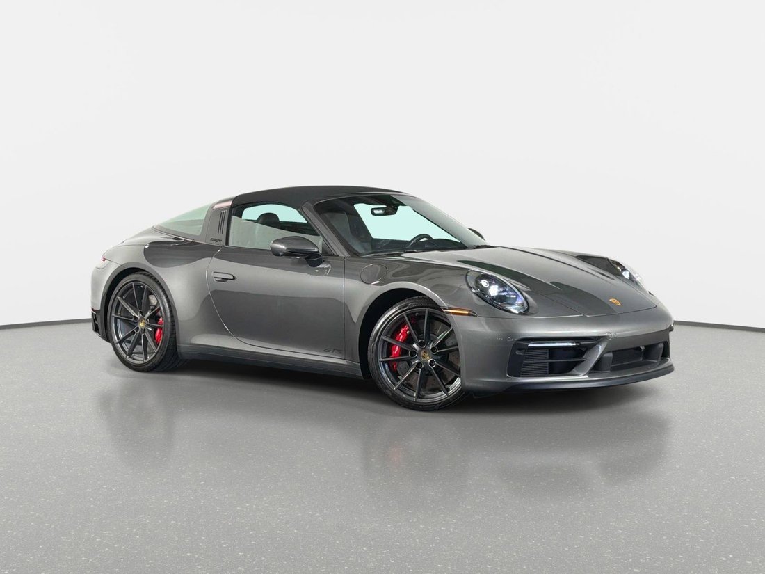 Coupe in Pompano Beach, FL, United States 1 - 18156664