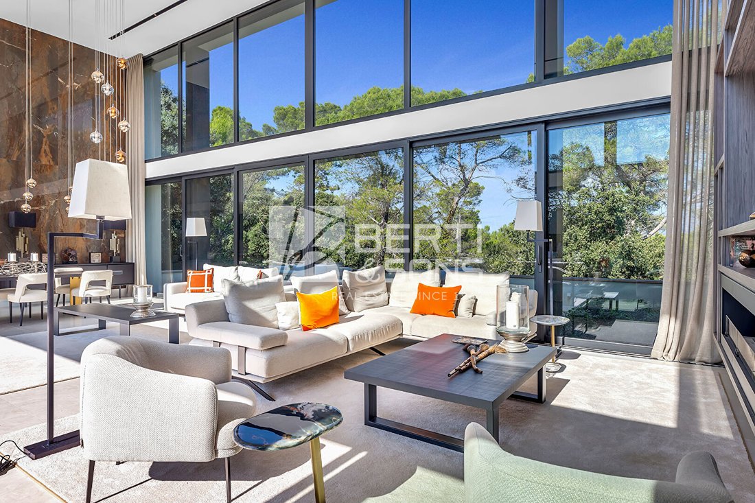 Villa à Mougins, Provence-Alpes-Côte d'Azur, France 4 - 18157015