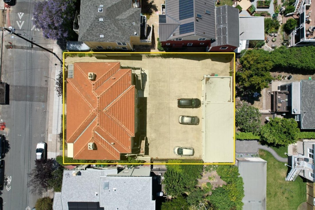 Oakland, California, United States 4 - 18158233