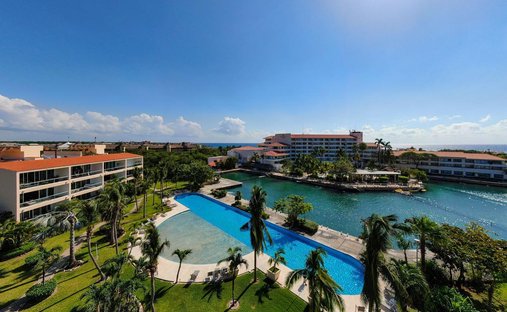 Apartment in Puerto Aventuras, Quintana Roo, Mexico 1